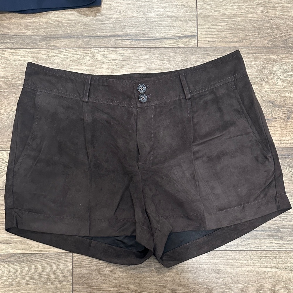 Banana Republic Heritage women’s shorts